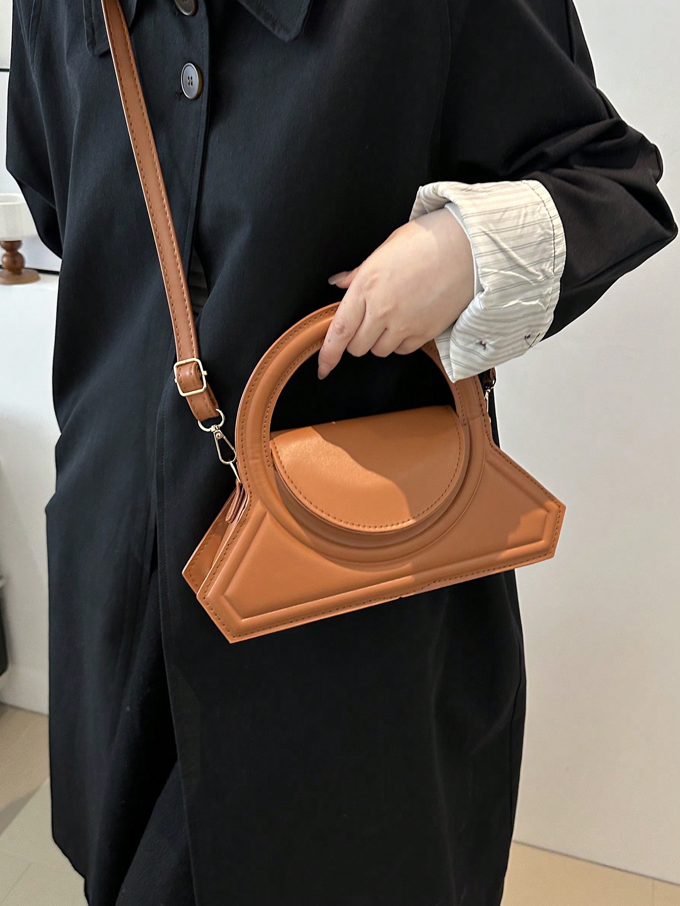 1 модная круглая сумка ручной формы, коричневый