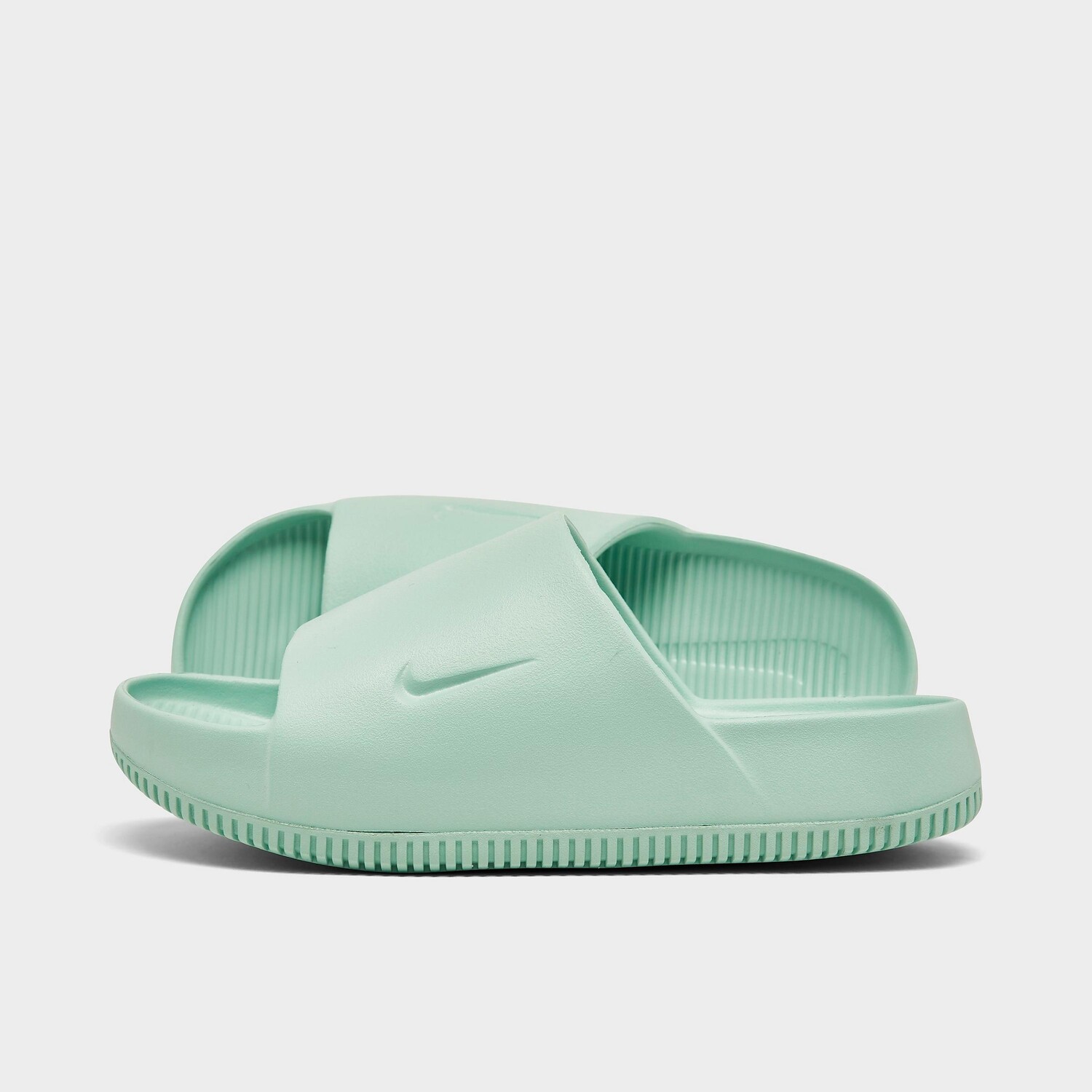 

Женские шлепанцы Nike Calm, зеленый