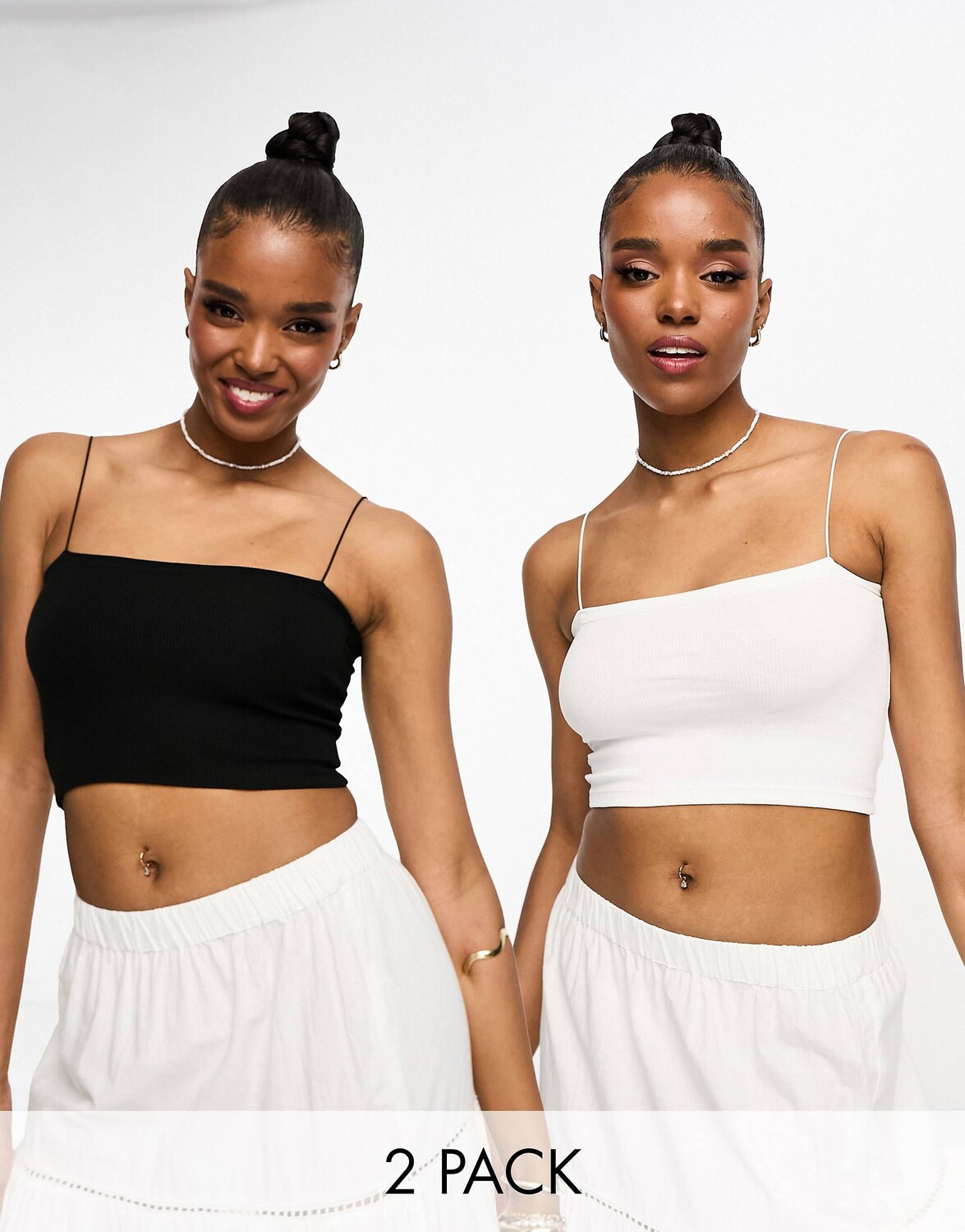 

Комплект из двух укороченных топов Pull&Bear в рубчик белого и черного цветов с бретелями, Черный