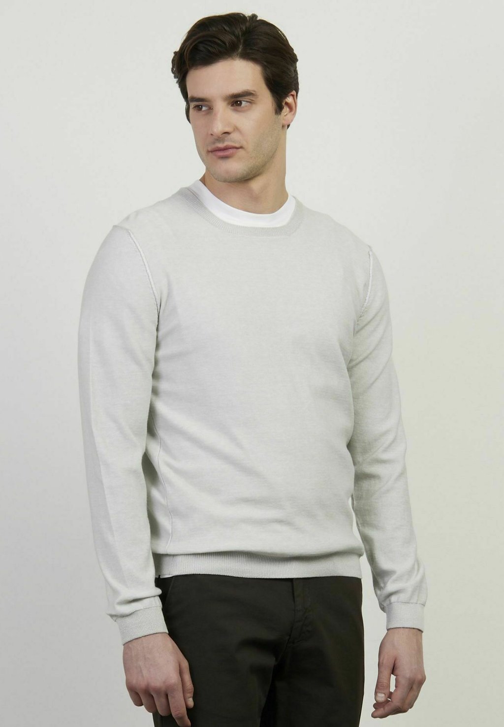 цена Вязаный свитер Conbipel, цвет grigio chiaro