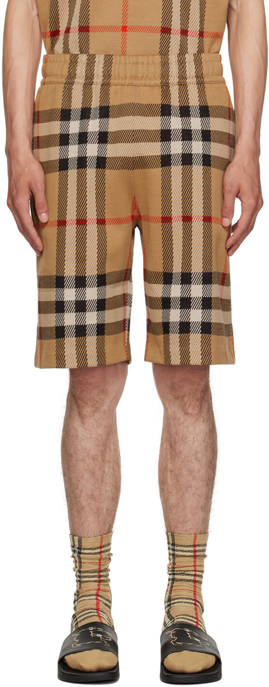 

Архив бежевых шорт в клетку Burberry
