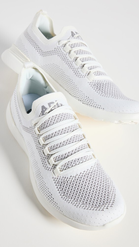 

Кроссовки APL: Athletic Propulsion Labs TechLoom Breeze, слоновая кость