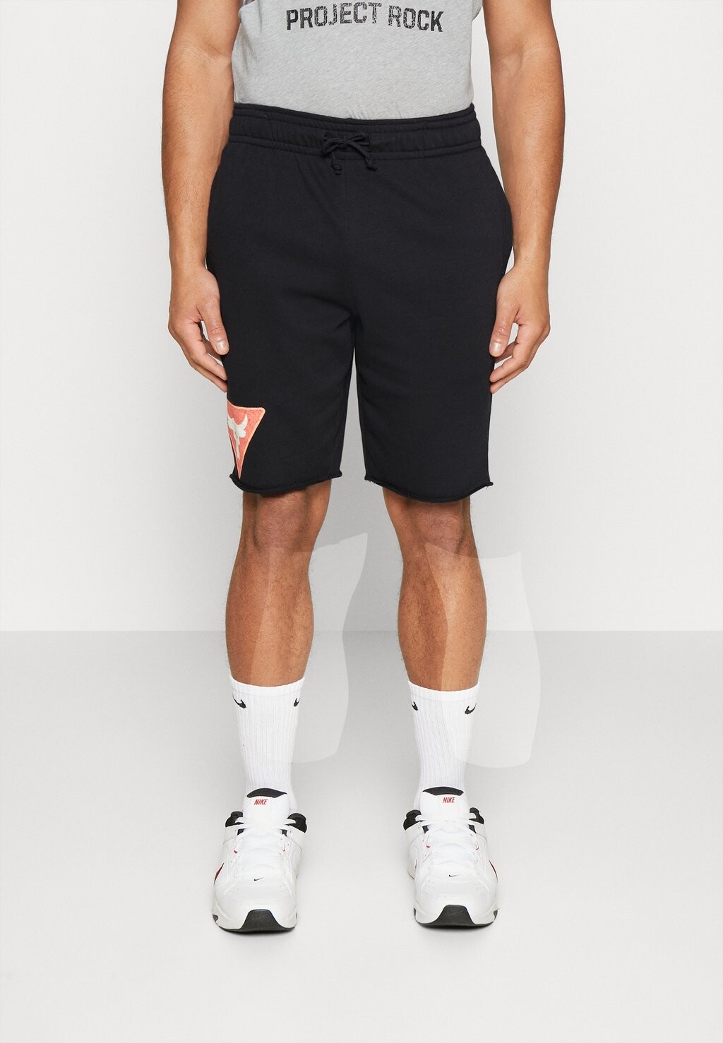 

Спортивные шорты Under Armour