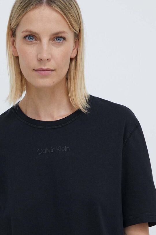 

Футболка Calvin Klein Performance, черный