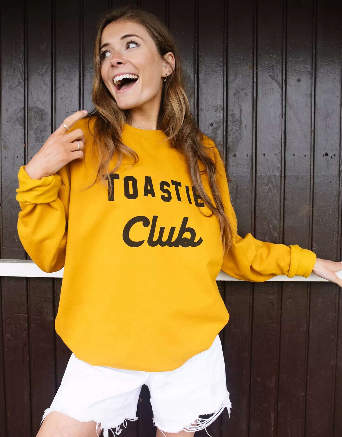 

Горчичный свитшот унисекс с надписью Toastie Club Batch1, Желтый