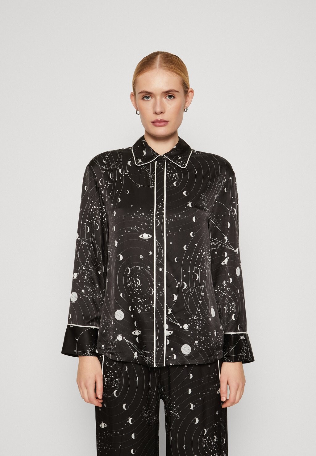 

Блузка AllSaints SOFI SCREEN SHIRT, черный