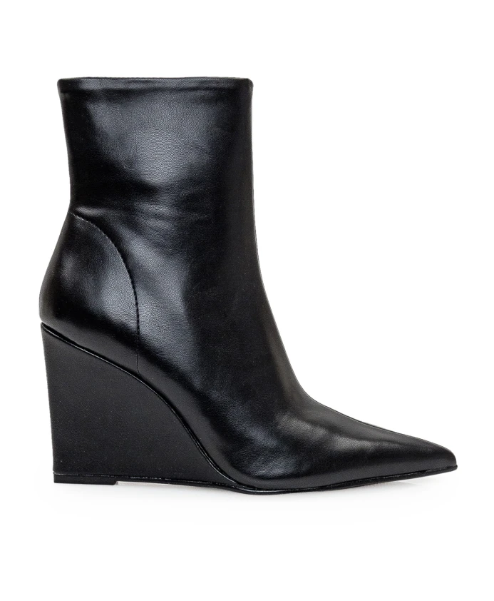 

Сапоги Сербия стильные стивали Steve Madden, черный