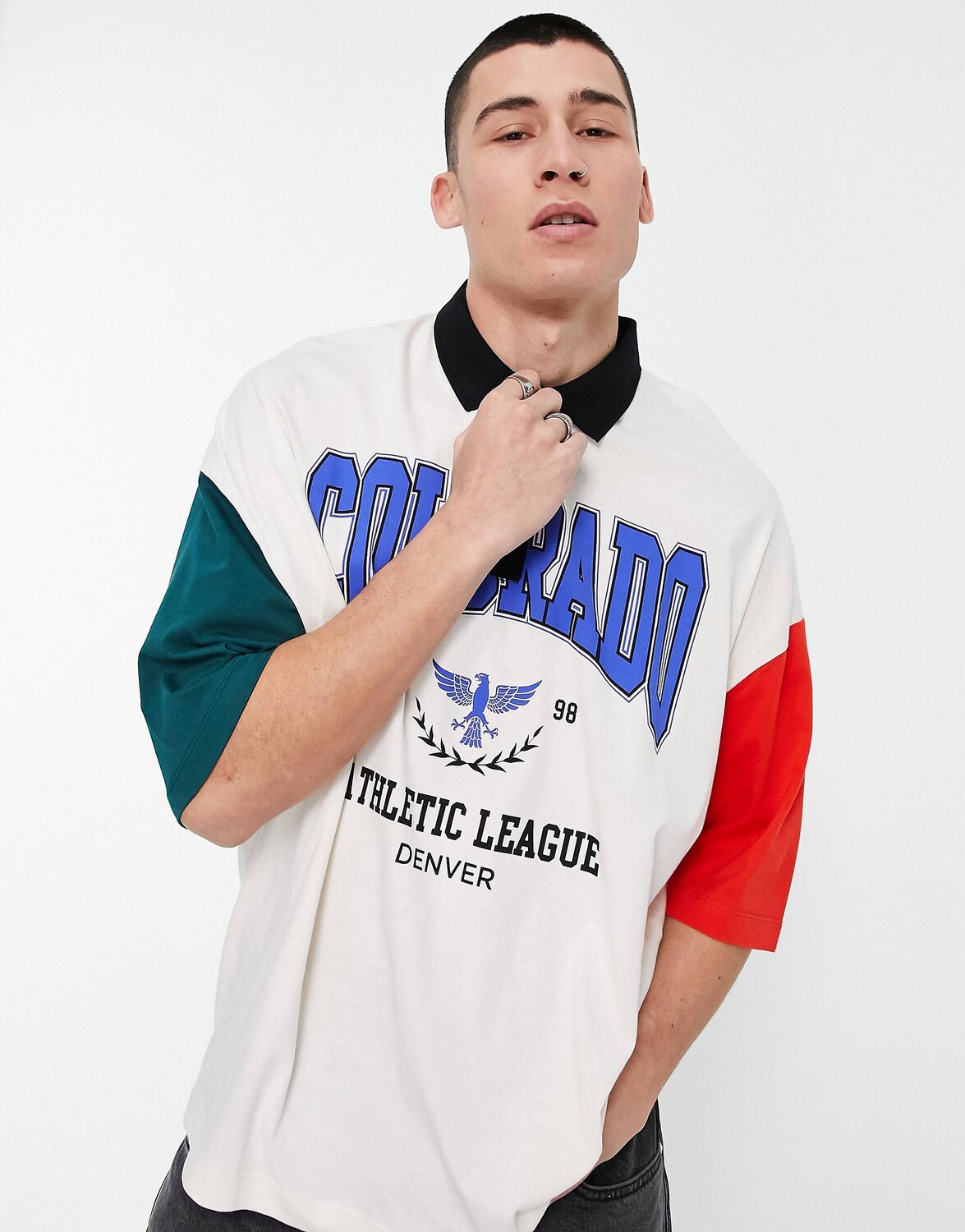 

Oversize-футболка поло с принтом Colorado и контрастными рукавами ASOS DESIGN