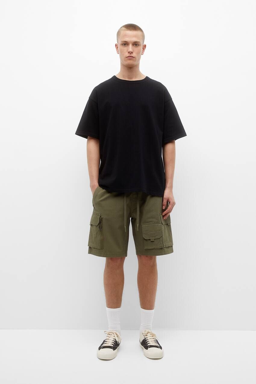 

Шорты-бермуды карго из рипстопа Pull&Bear, хаки