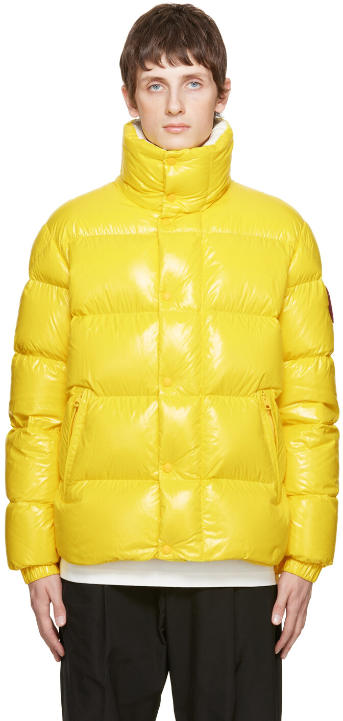 

2 Пуховик Moncler 1952 Dervo желтого цвета Moncler Genius, Желтый