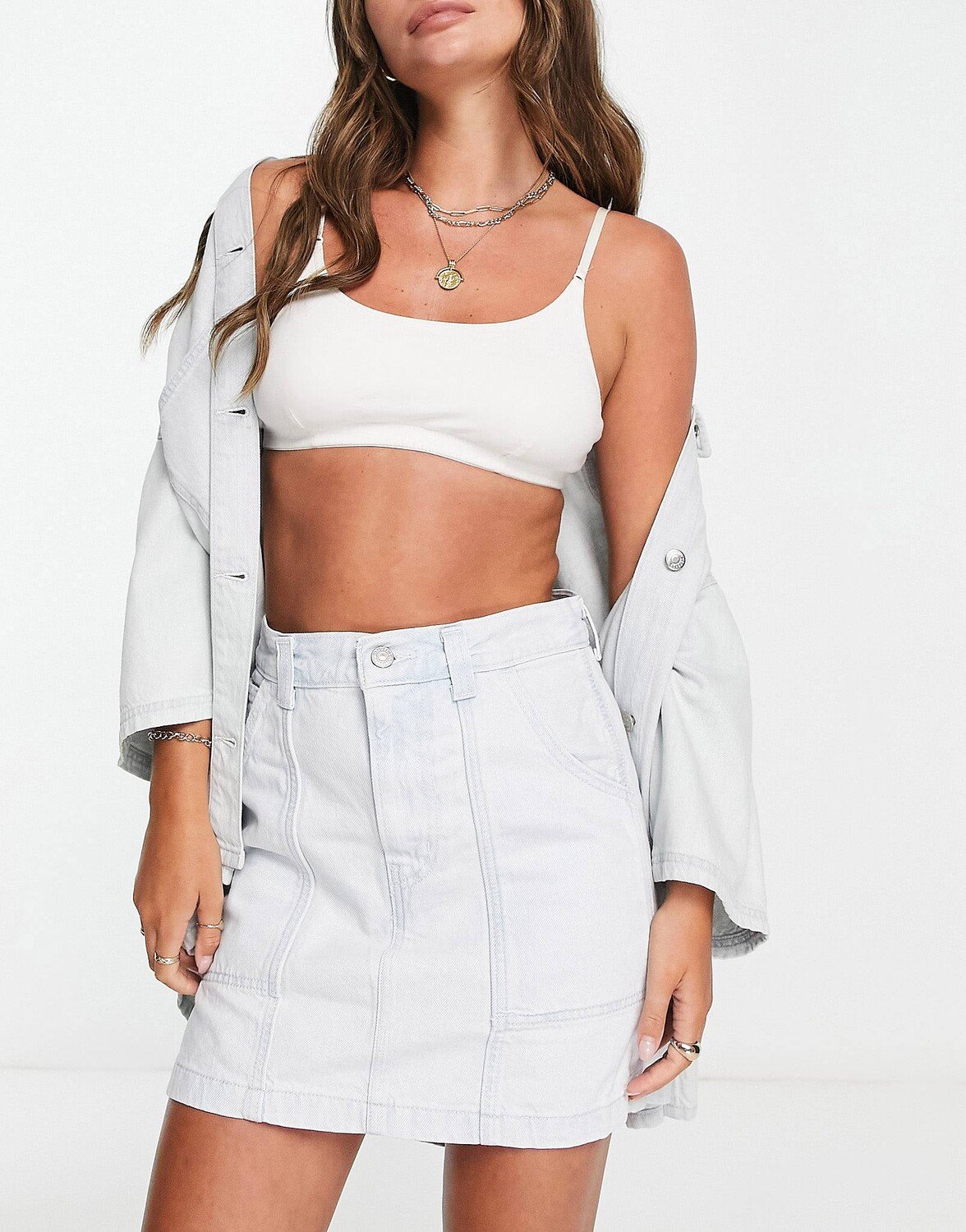 

Светлая джинсовая юбка Levi's Carpenter
