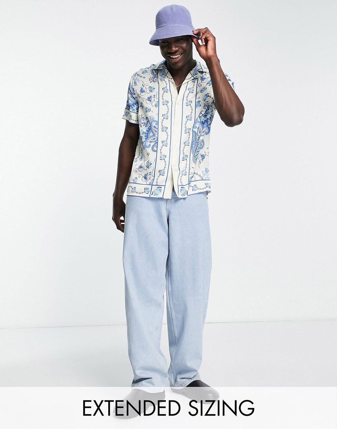 

Свободная атласная рубашка с цветочным принтом ASOS DESIGN