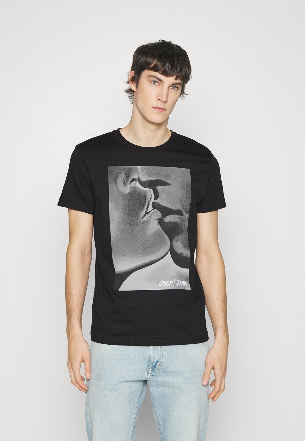 

Футболка с принтом ADRIEL JOOP! Jeans, цвет black