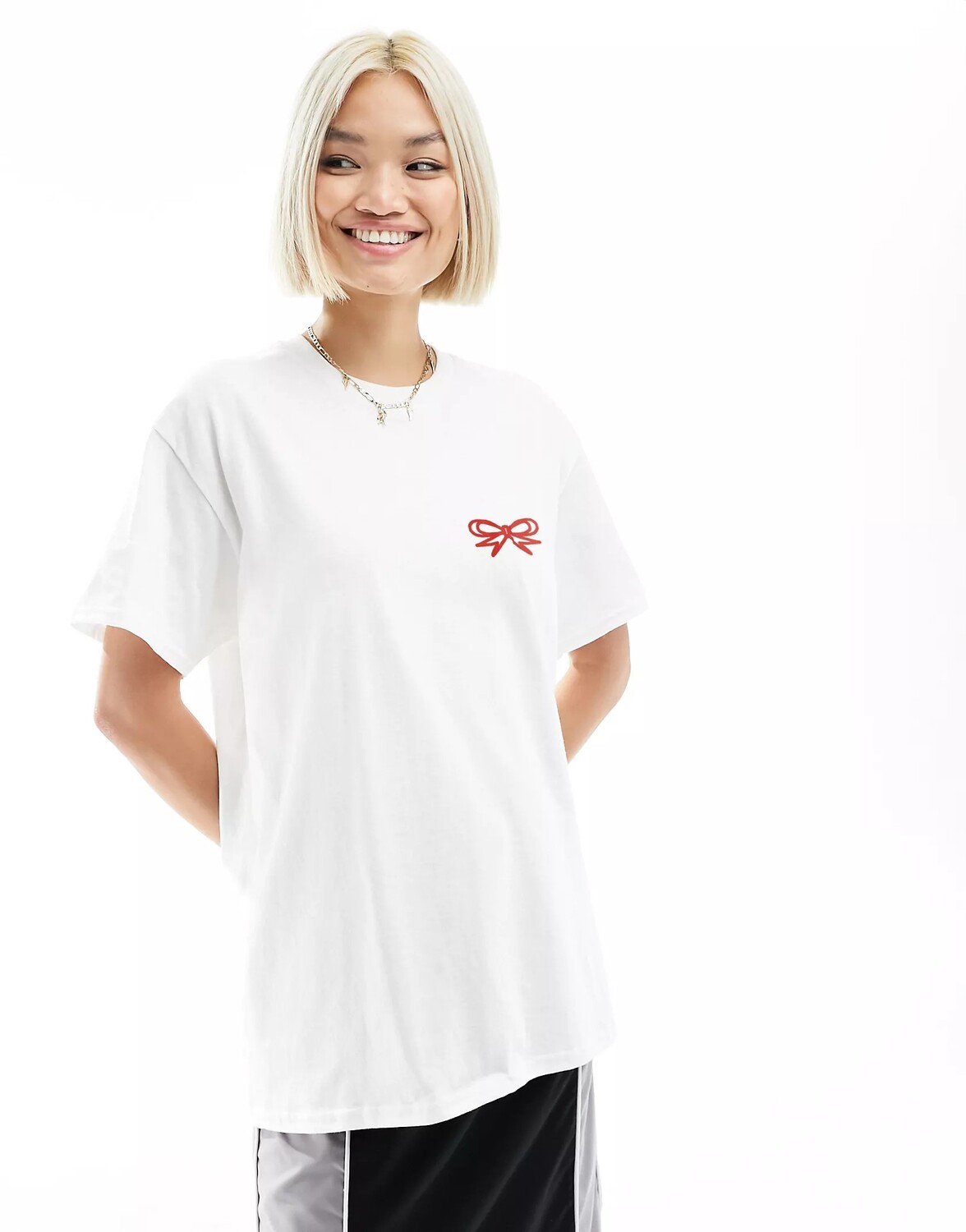 

Футболка Asos Design Oversized With Cowboy Boot Graphic, белый
