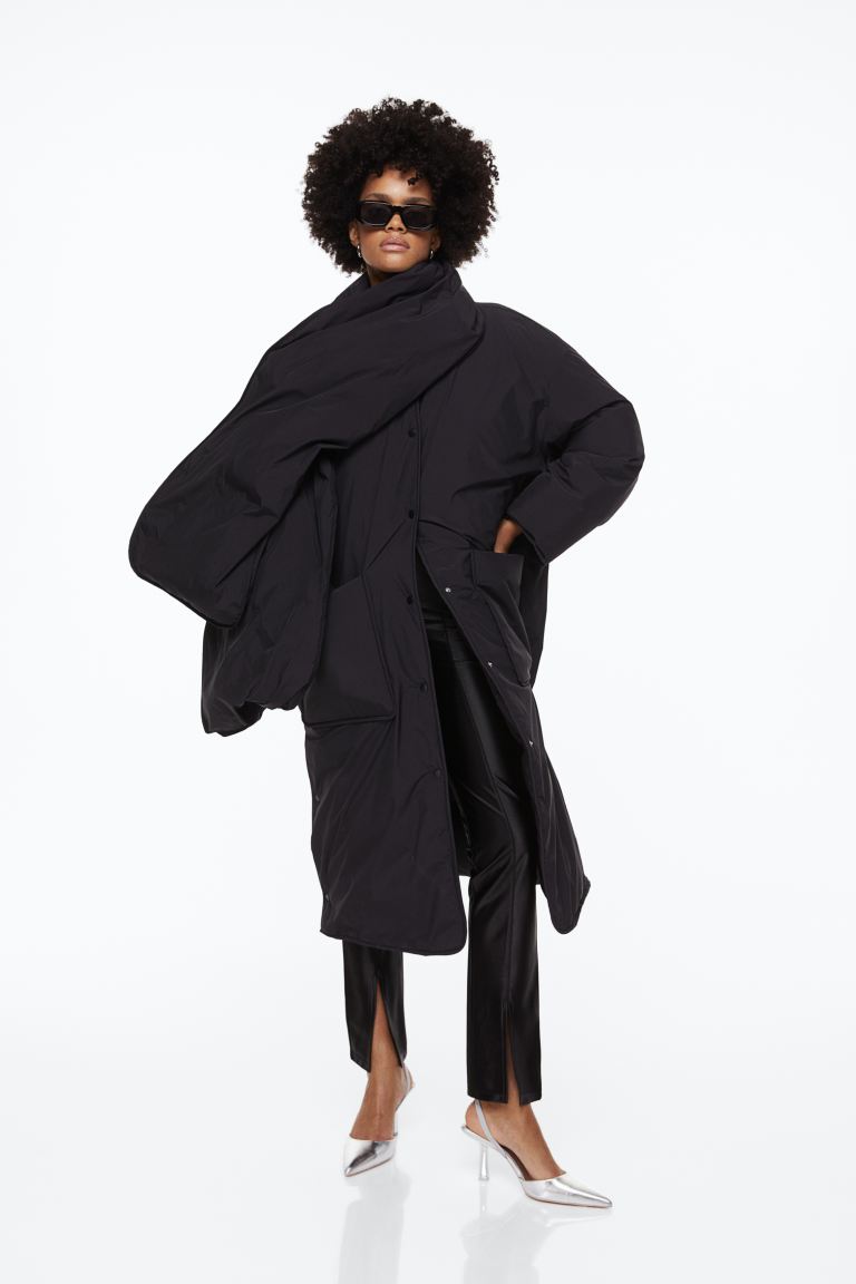 Водонепроницаемое пуховое пальто оверсайз H&M, черный