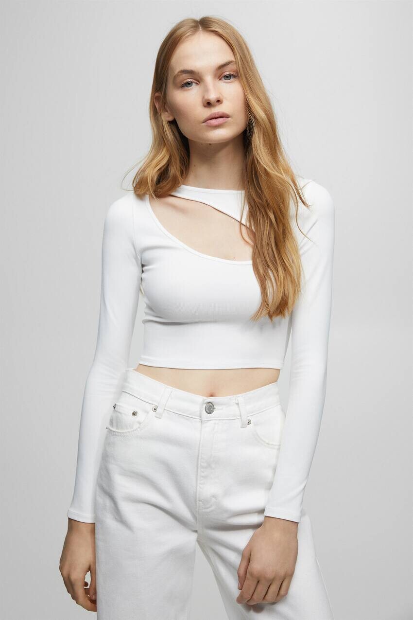 

Топ с вырезами и длинными рукавами Pull&Bear