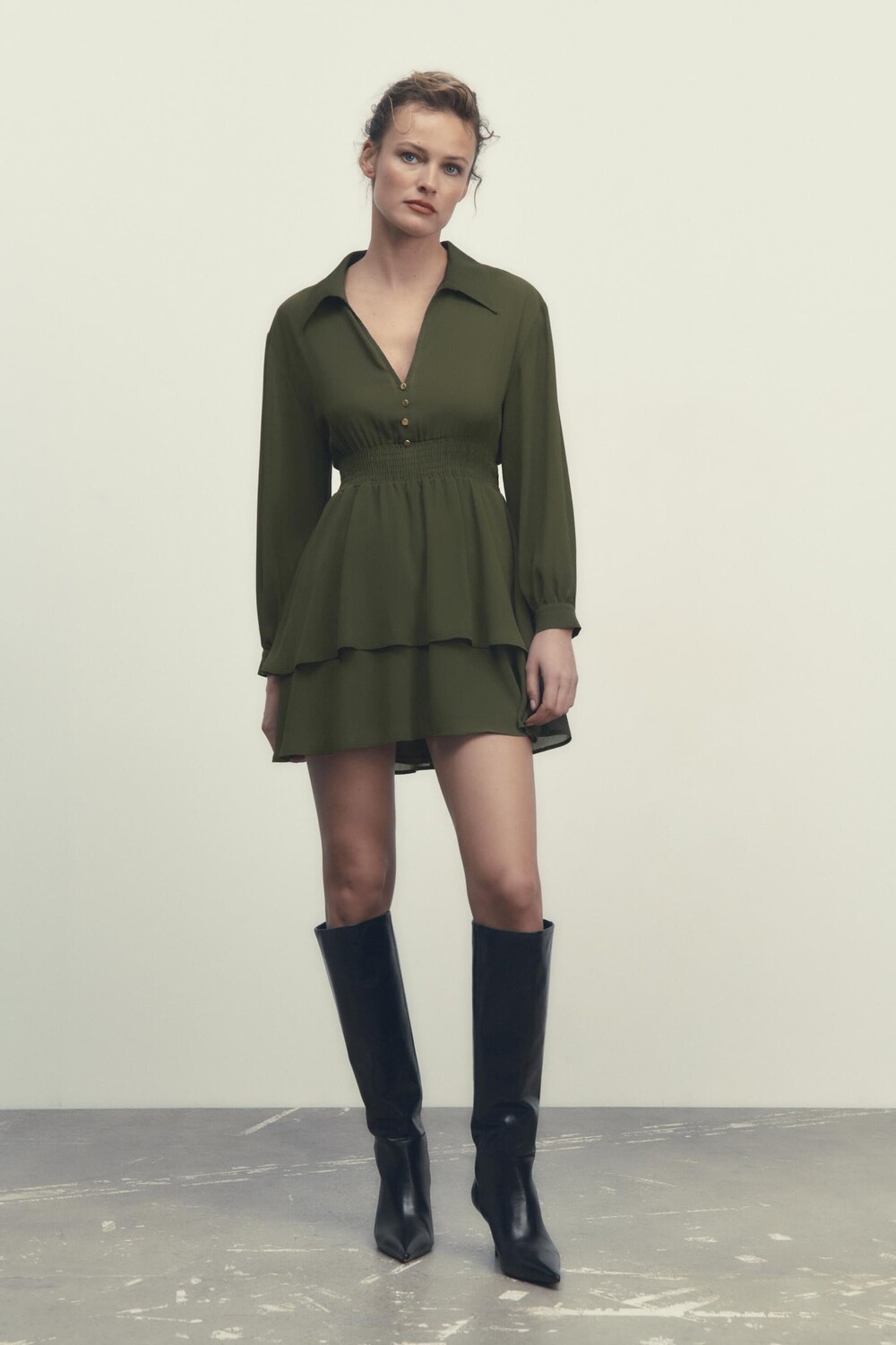 

Короткое двойное платье ZARA, хаки