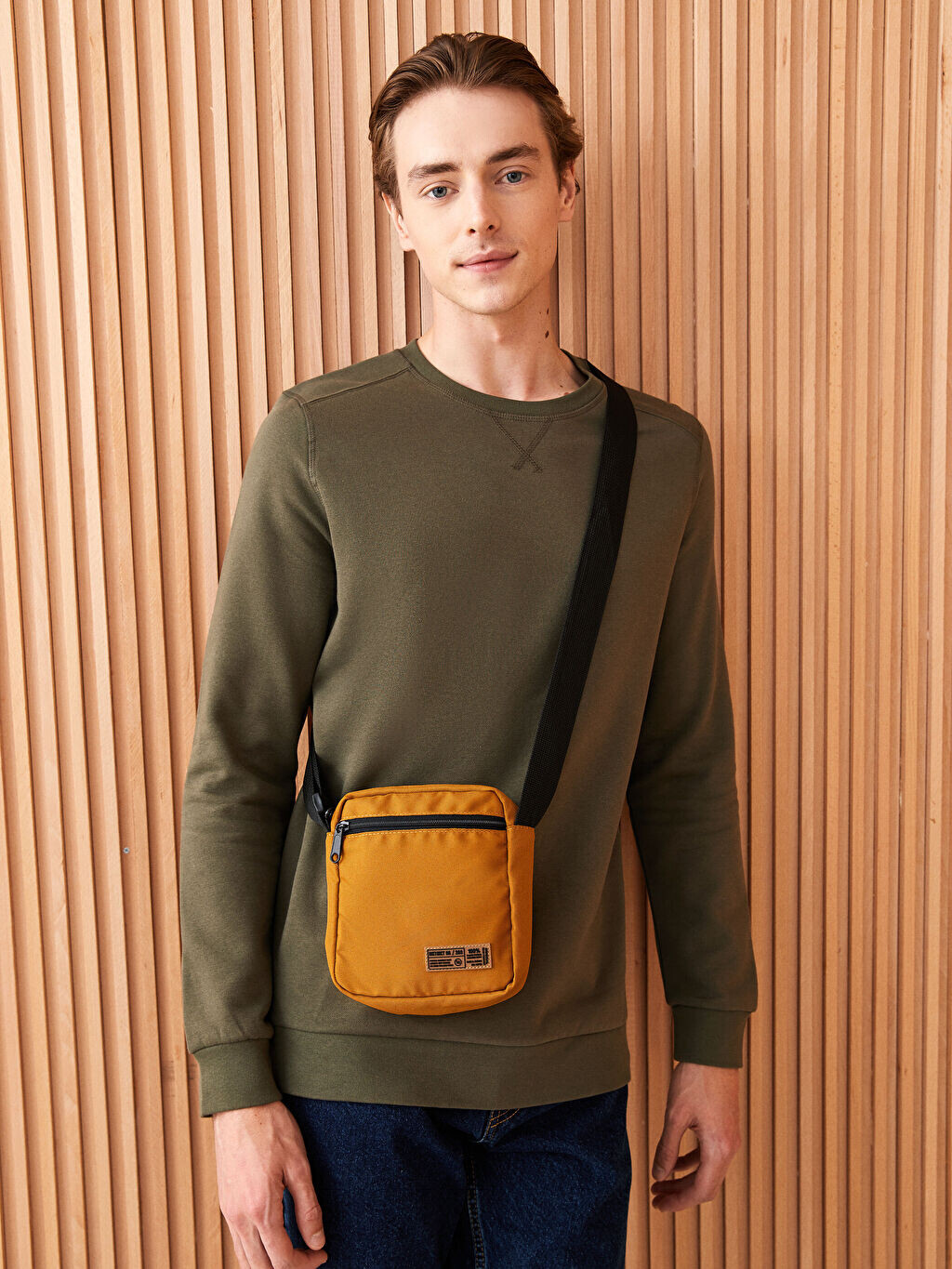 

Мужская сумка через плечо LCW Accessories