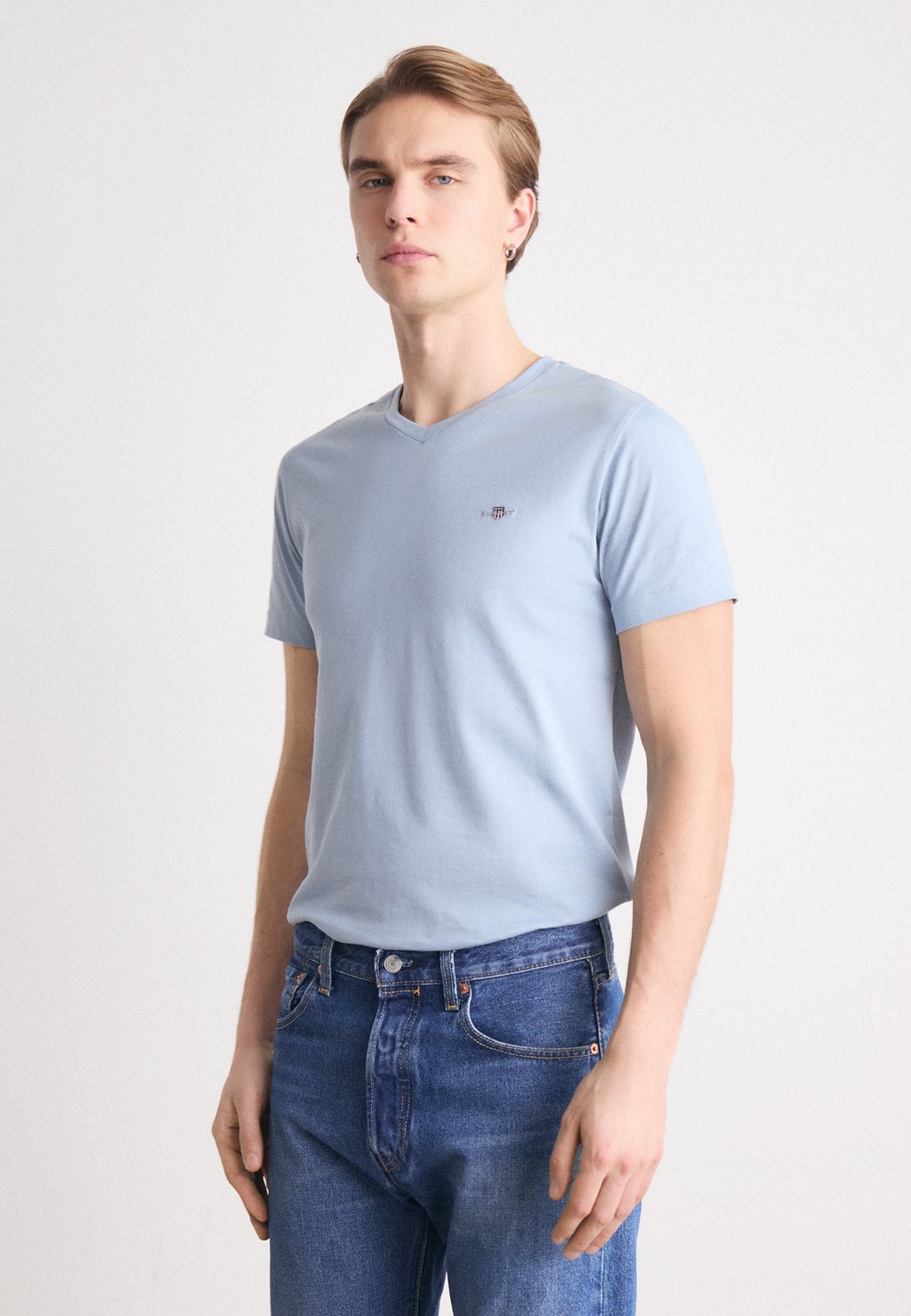 Базовая Футболка SHIELD V-NECK Gant, синий футболка базовая slim shield v neck gant цвет white