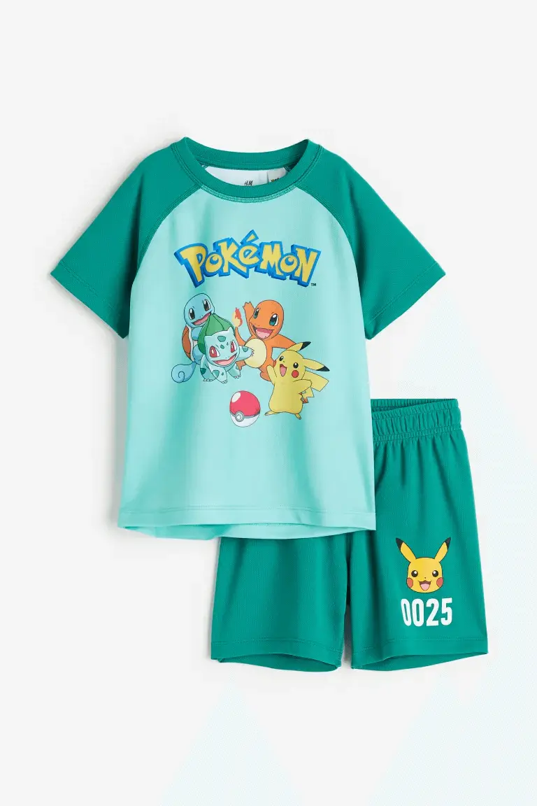 

Комплект из 2 предметов H&M x Pokémon Soccer, зеленый/светло-зеленый