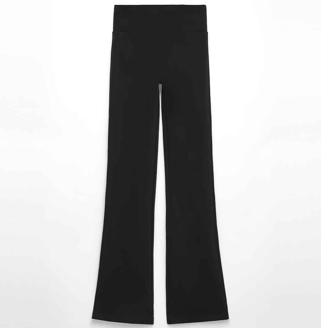 

Брюки Oysho Super Extra Warm Bootcut, черный
