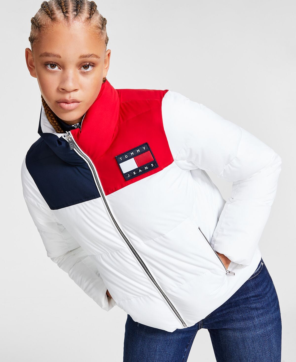 

Женская куртка-пуховик с цветными блоками Tommy Jeans, мульти