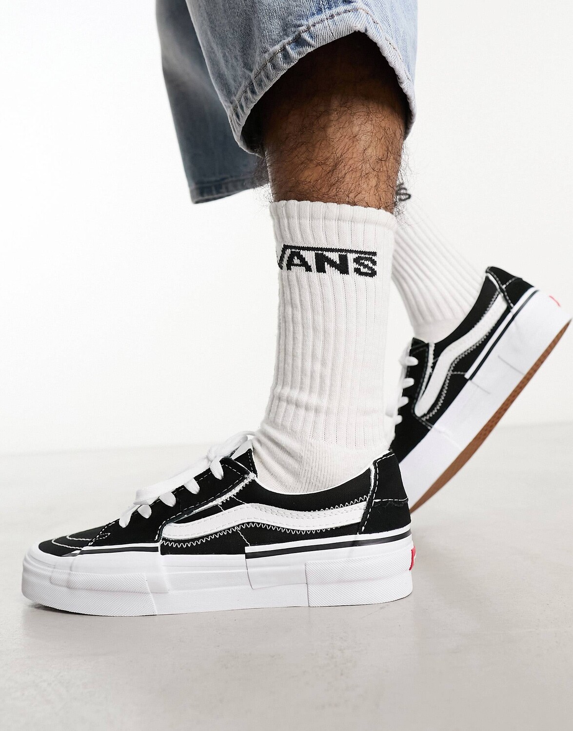 

Кроссовки Vans Sk8-low Reconstruct, черный, белый