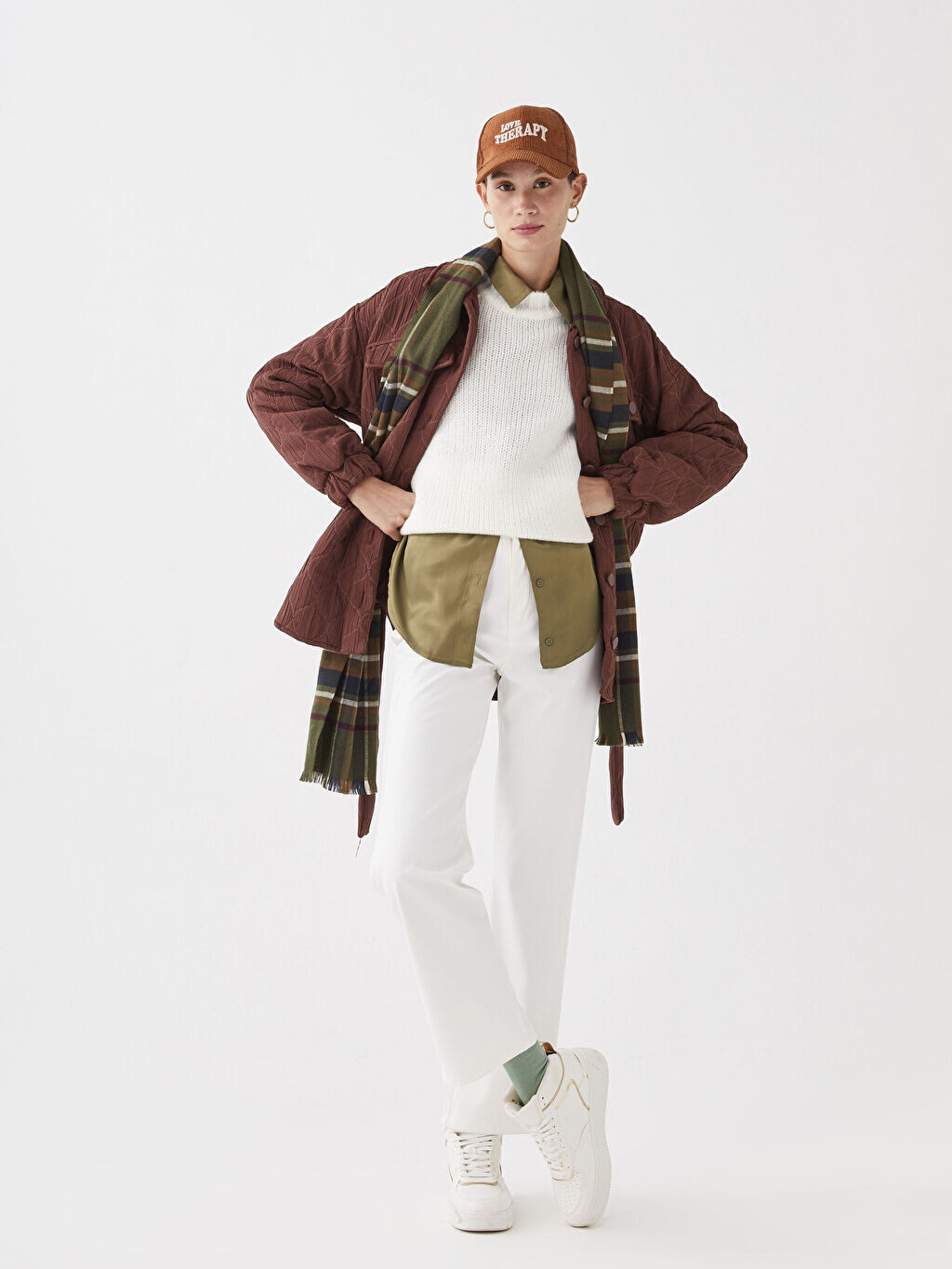 

Прямые женские брюки стандартного кроя LCW Casual, Белый