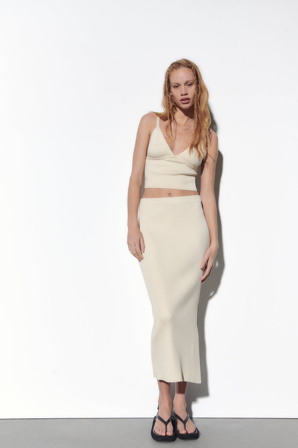 

Юбка из трикотажа ZARA, экру