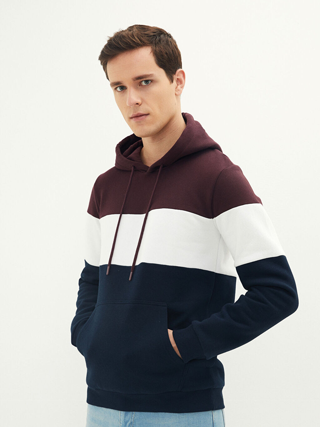 

Мужская толстовка с капюшоном и цветными блоками с длинным рукавом LCW Casual