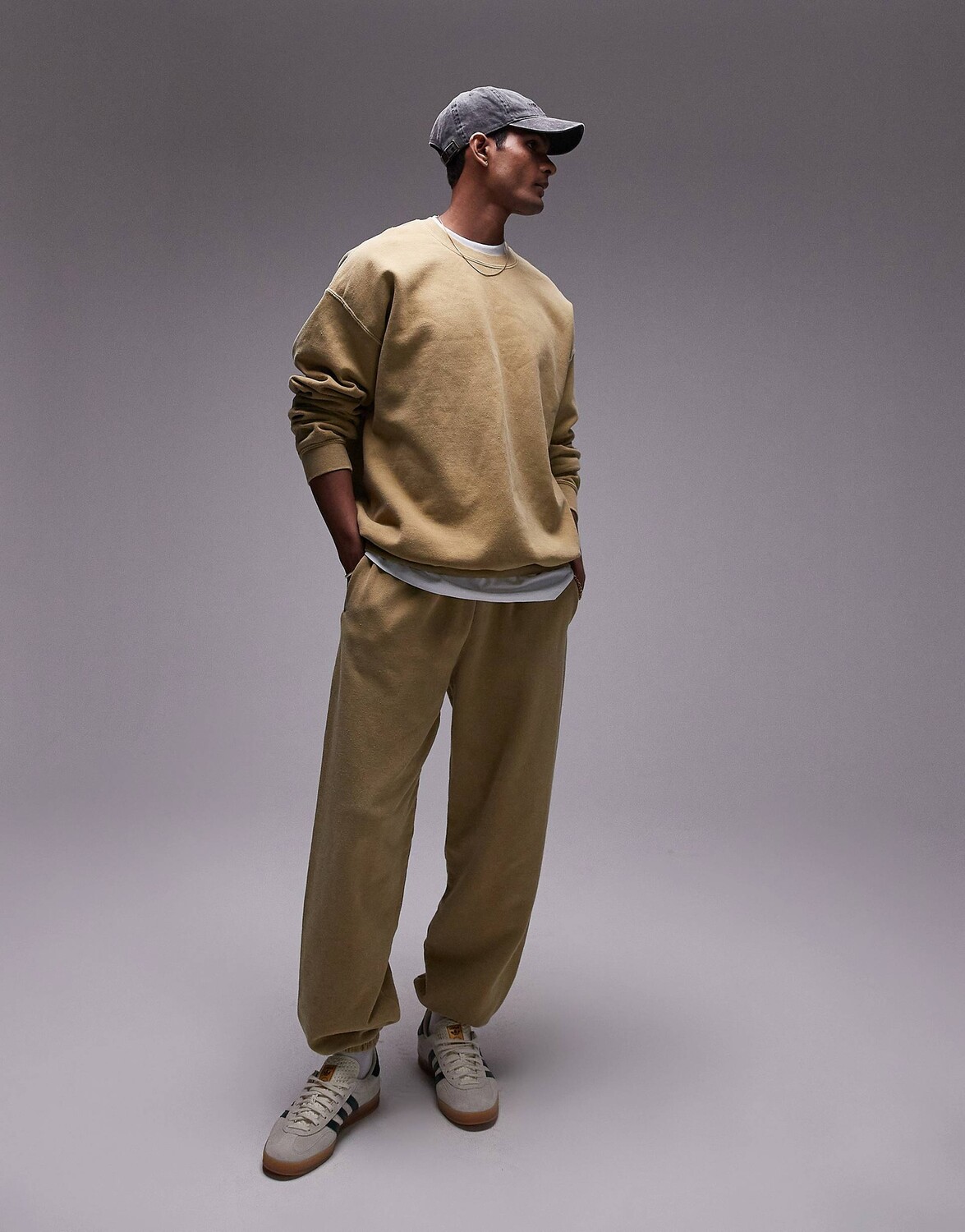 

Брюки-джогеры Topman Vintage Wash Oversized, желтый