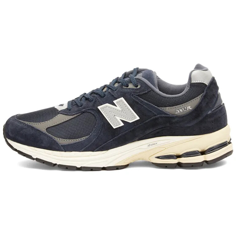 

Кроссовки New Balance M2002RCA, темно-синий/бежевый