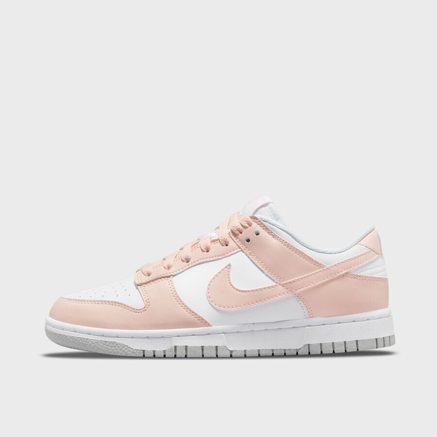 

Кроссовки WMNS Dunk Low Next Nature NIKE, цвет white/pale coral