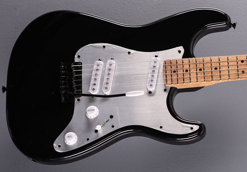 

Contemporary Stratocaster Special - черный Squier Contemporary Stratocaster - Black