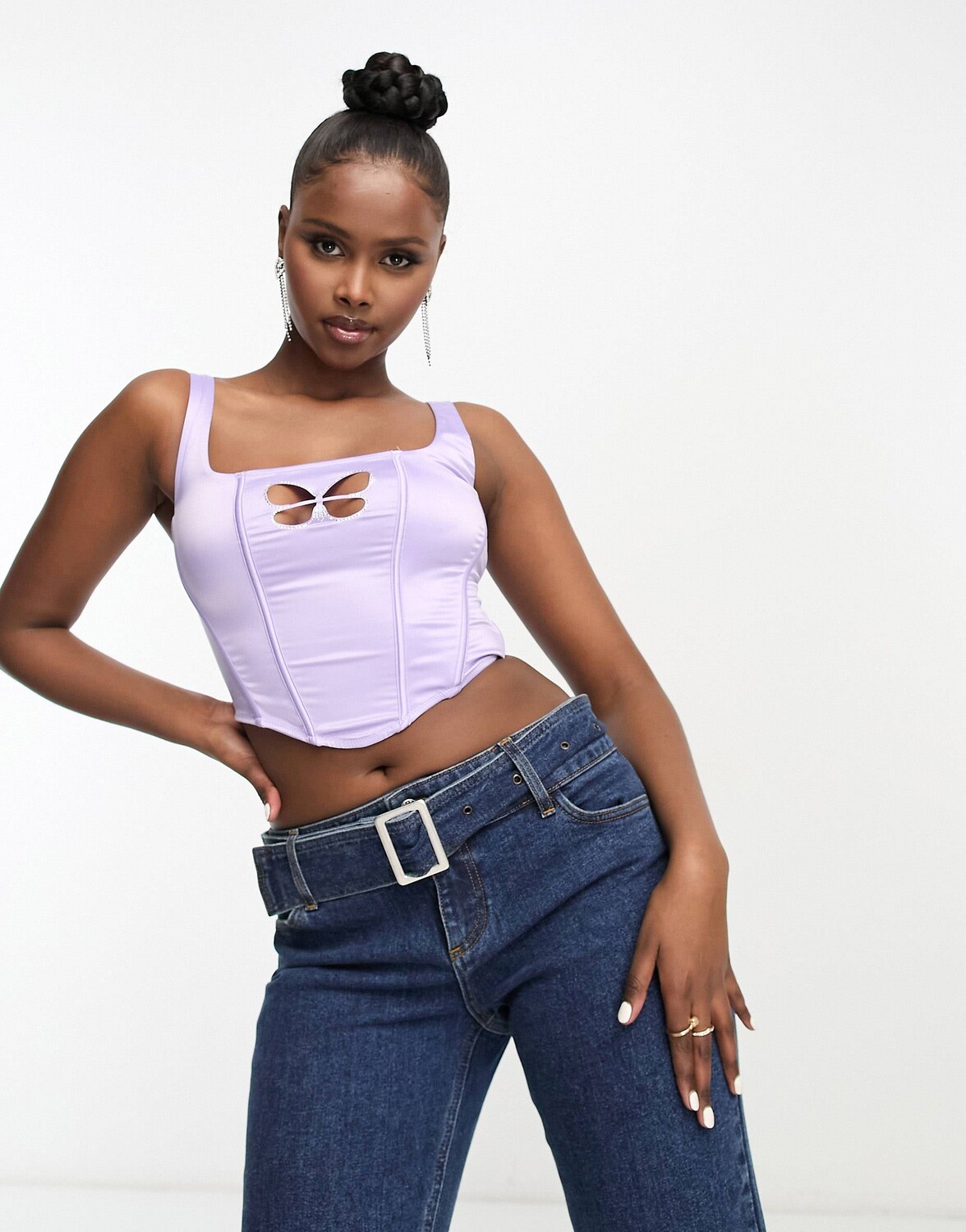 

Корсет с вырезом в виде бабочки Asos Design Jade Satin, сиреневый