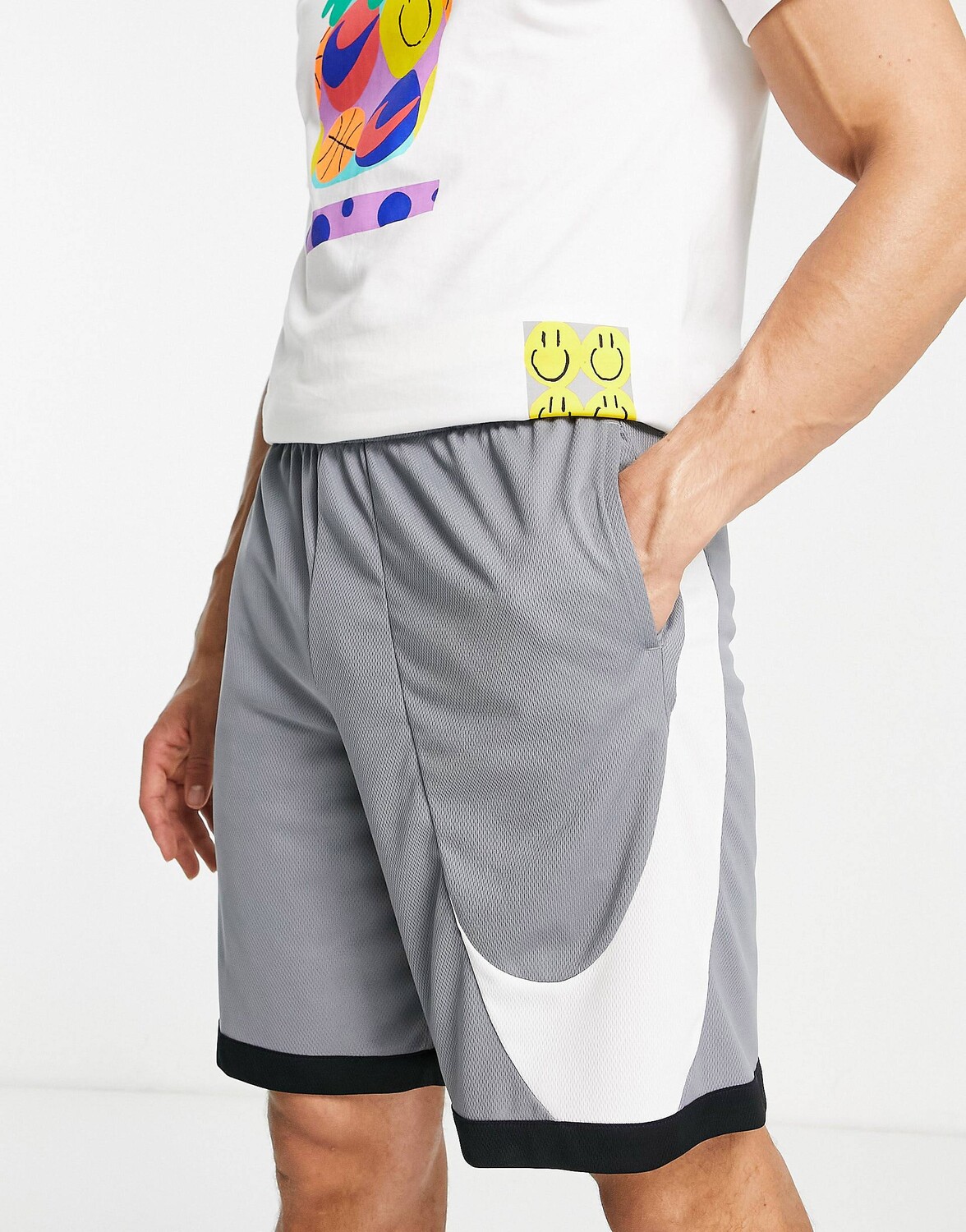 

Серые шорты Nike Basketball Swoosh 3.0 Dri-FIT