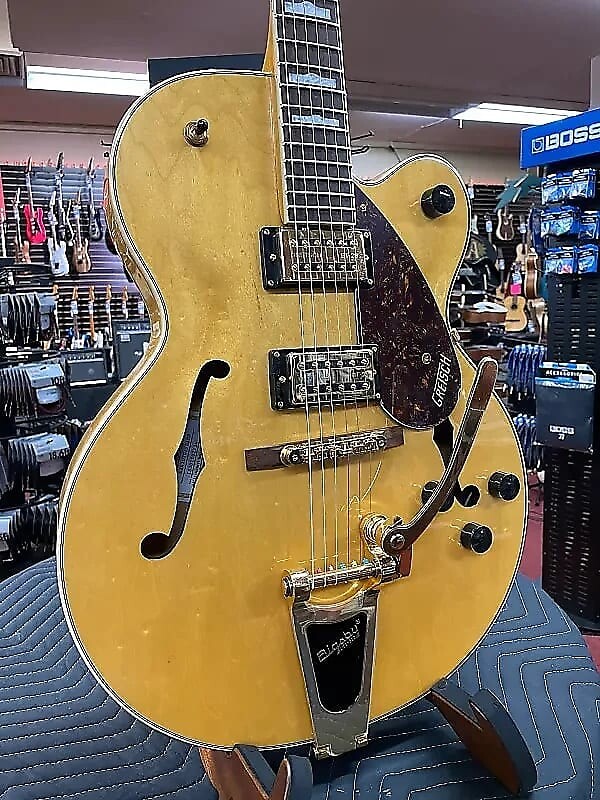 

Полый корпус Gretsch G2410TG Streamliner, одинарная насечка, Bigsby, Village Amber G2410TG Streamliner Hollow Body Single-Cut with Bigsby , Village Amber
