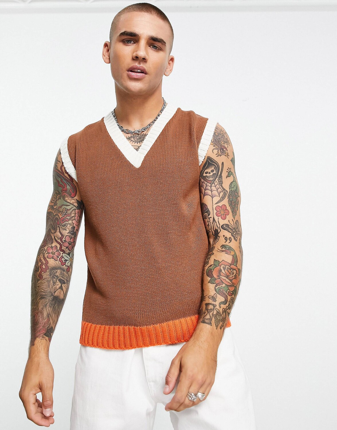 

Коричневая укороченная вязаная майка ASOS DESIGN