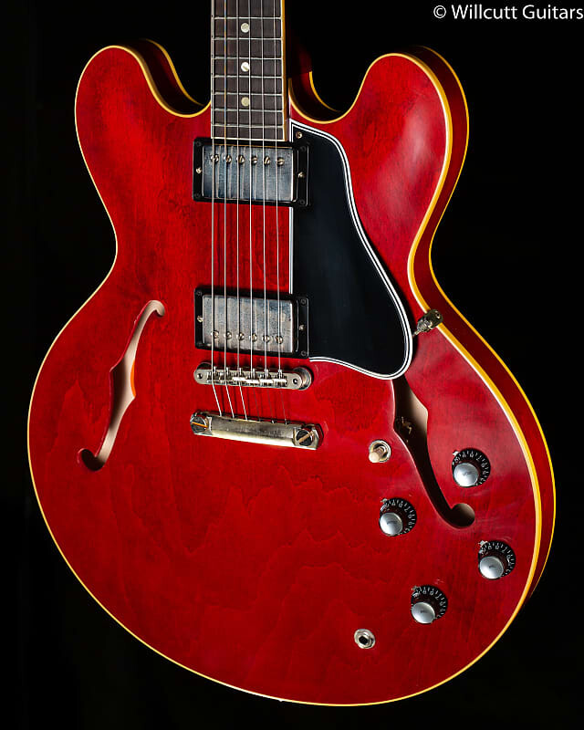 

Gibson Custom Shop 1961 ES-335 Reissue Sixties Cherry VOS (669) Custom Shop ES-335 Reissue (669)
