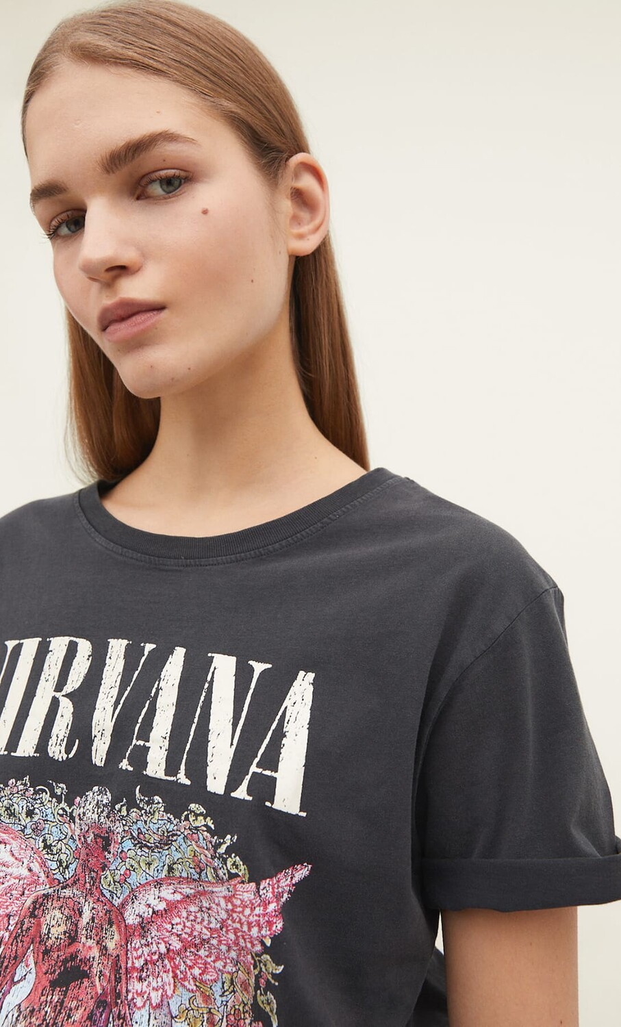 

Футболка nirvana с эффектом вытравания Stradivarius, серый