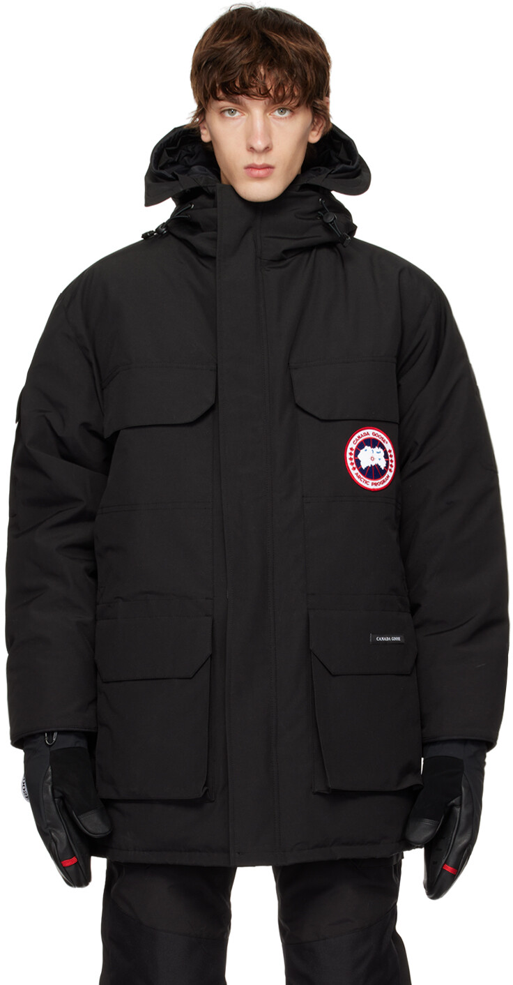 

Черный экспедиционный пуховик Canada Goose