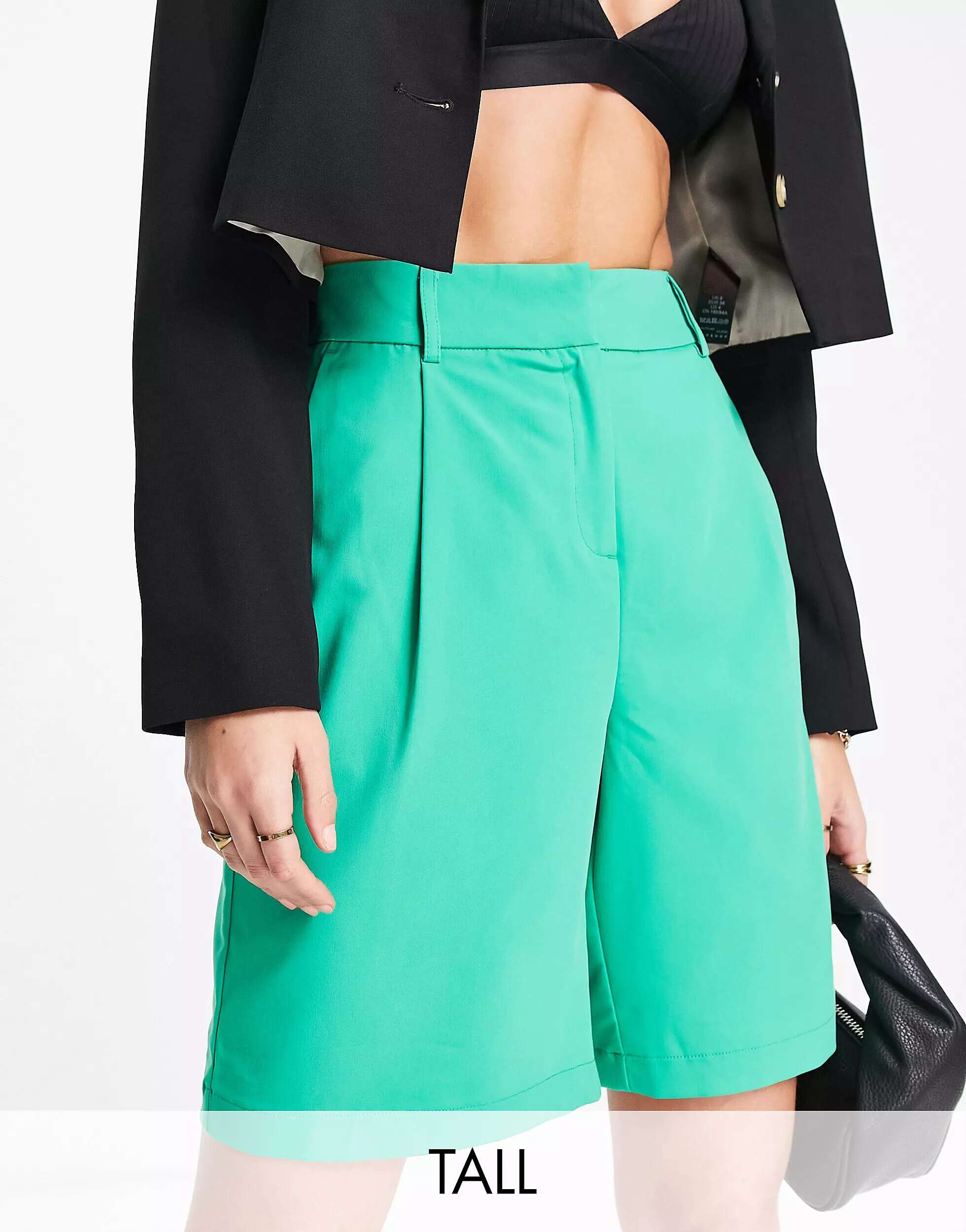 Ярко-зеленые сшитые на заказ городские шорты Vero Moda
