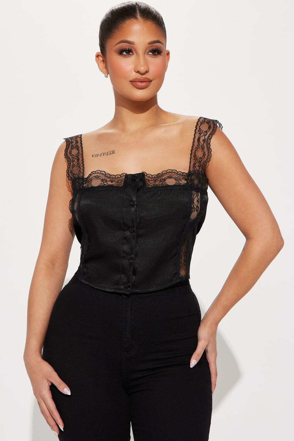 

Топ Fashion Nova WC48871, черный