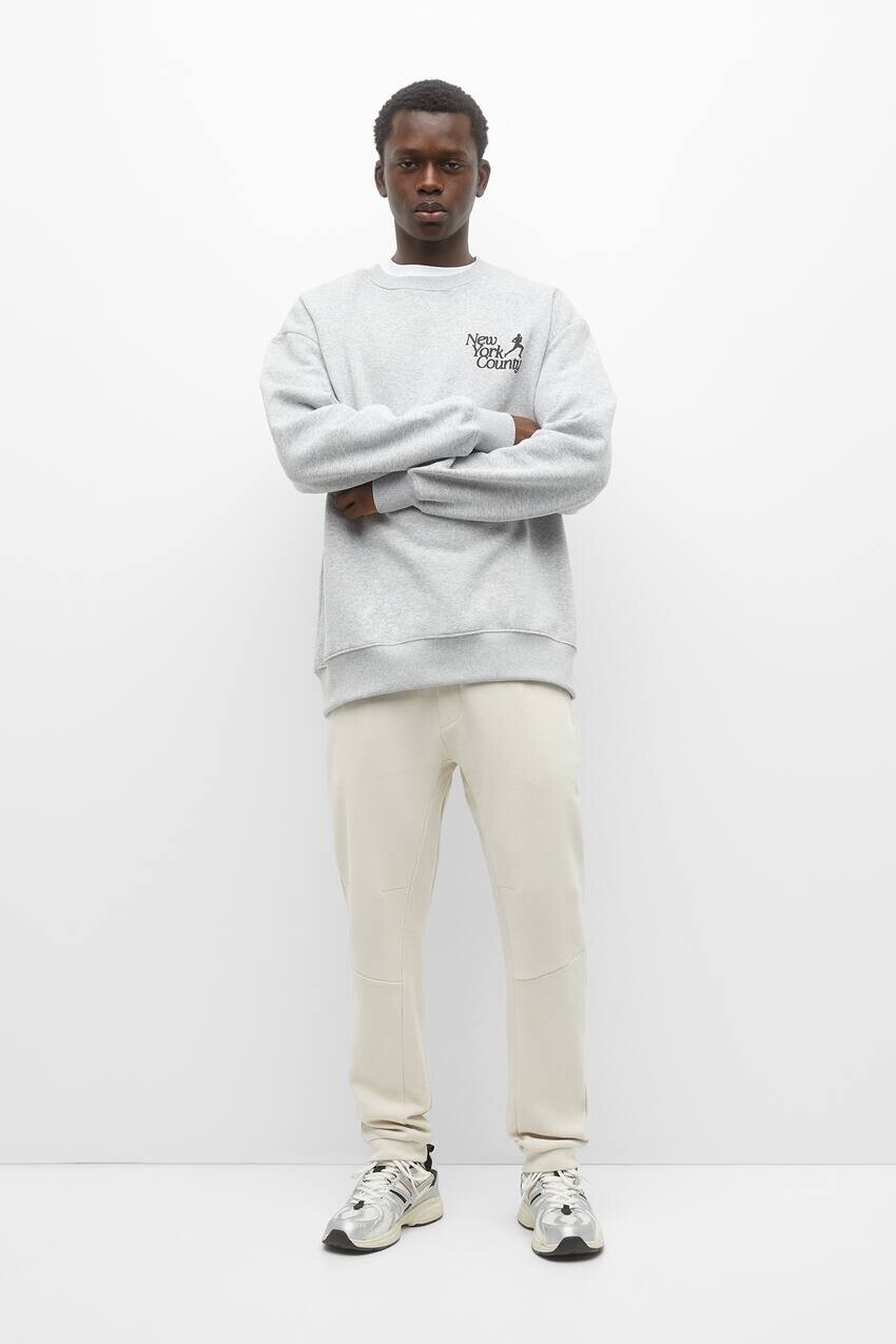 

Базовые джоггеры в спортивном костюме Pull&Bear, серый