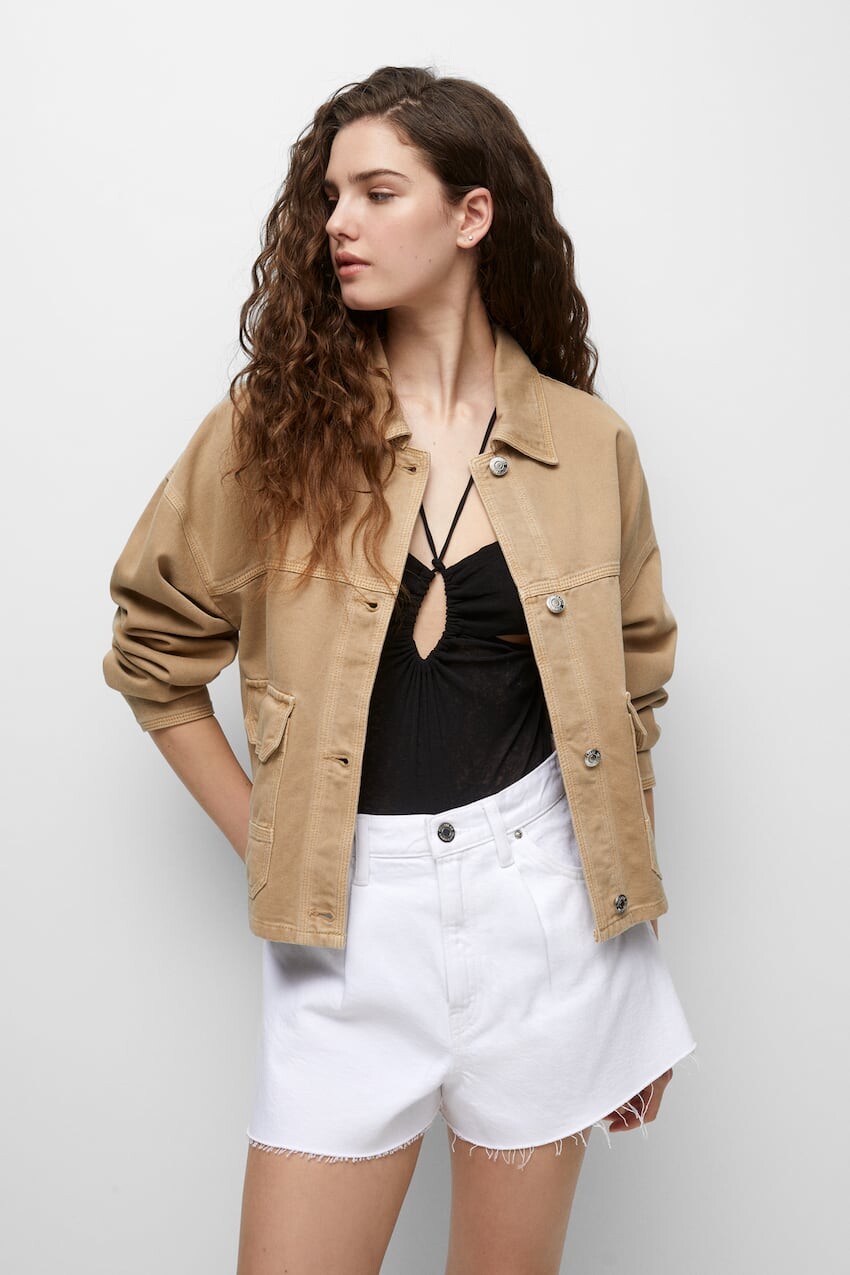 

Укороченная куртка Pull&Bear