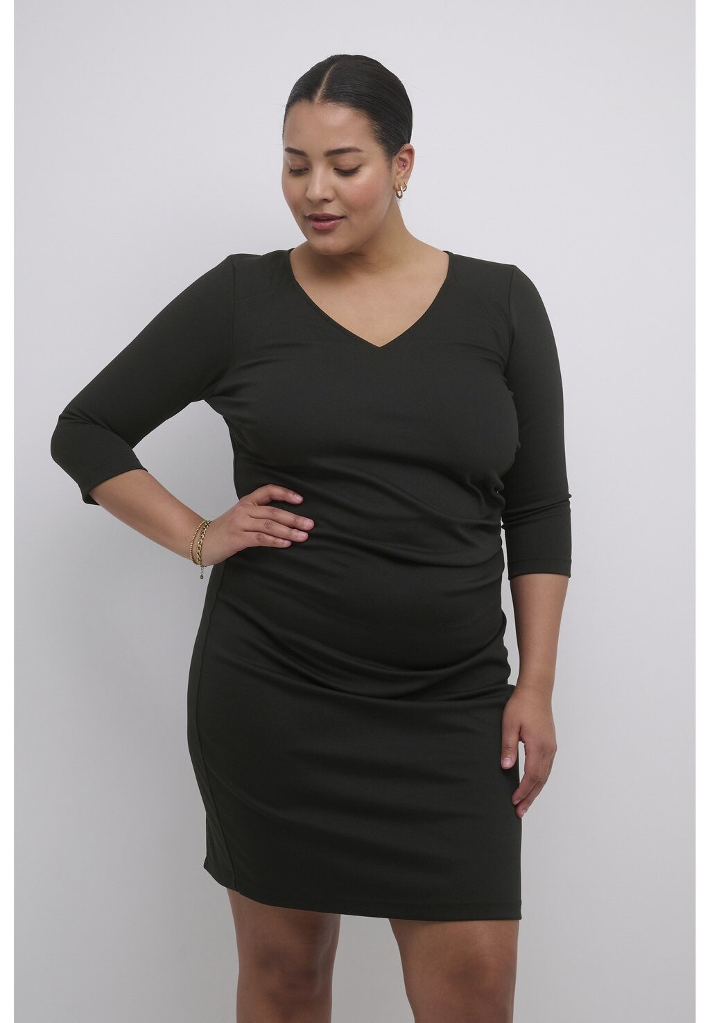 

Платье-футляр INDI V-NECK 3/4 SL Kaffe Curve, вереск черный
