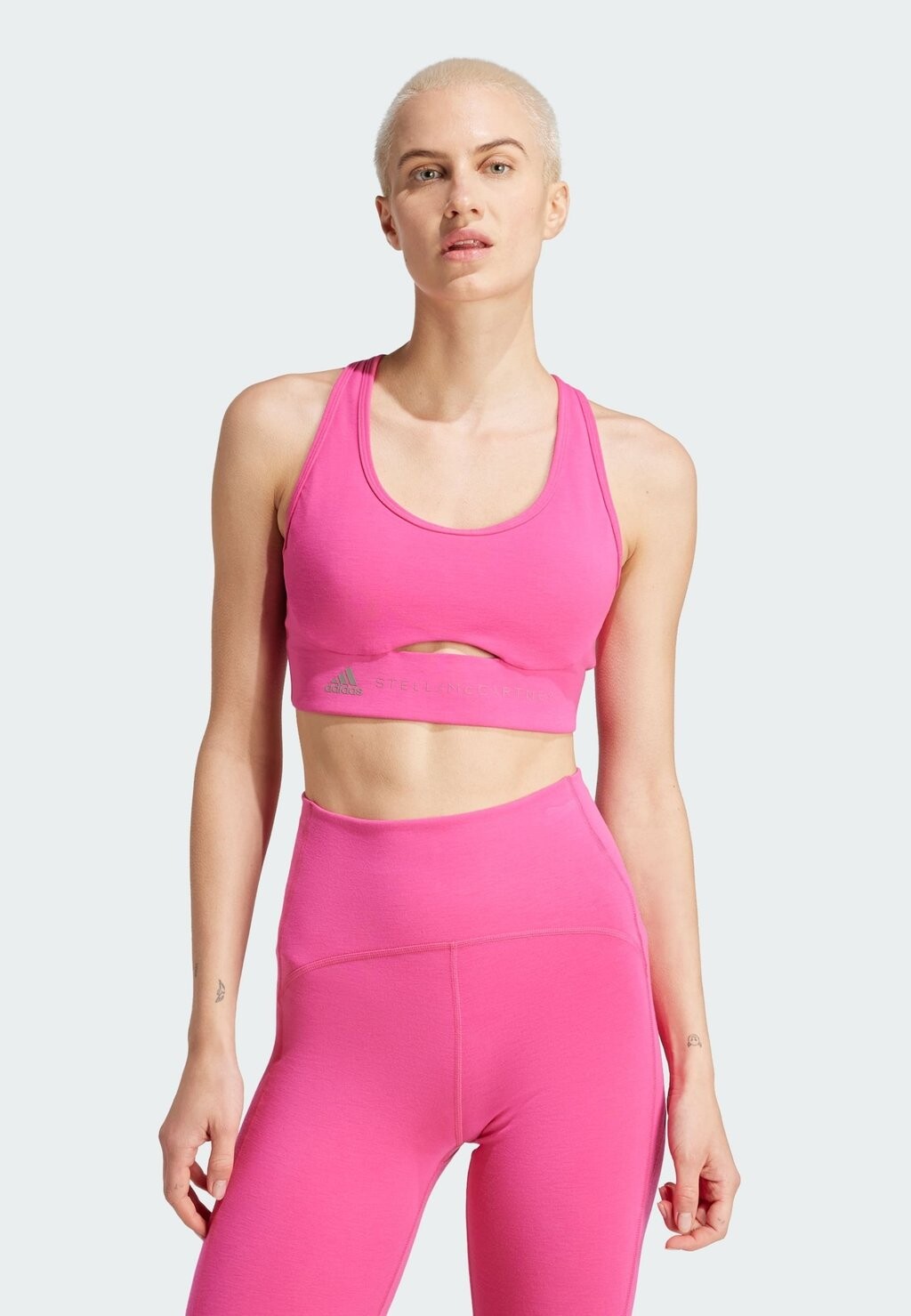 

Спортивный бюстгальтер средней поддержки adidas by Stella McCartney, цвет real magenta brown