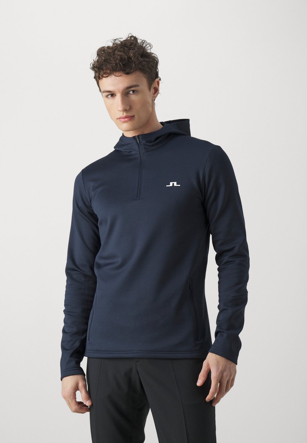

Флисовый свитер AERIAL QUARTER HOOD J.LINDEBERG Sports, цвет navy
