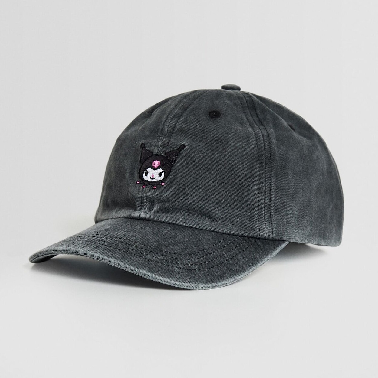 

Бейсболка Bershka Kuromi Faded-effect Denim, серый