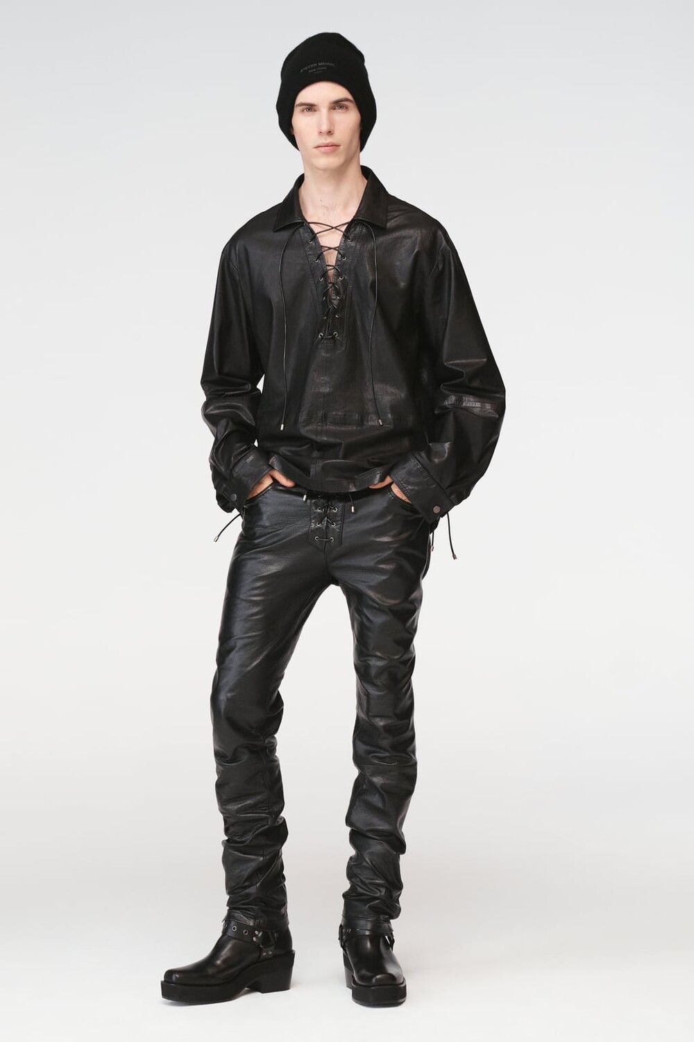 

Кожаные брюки на шнуровке Steven Meisel ZARA, черный